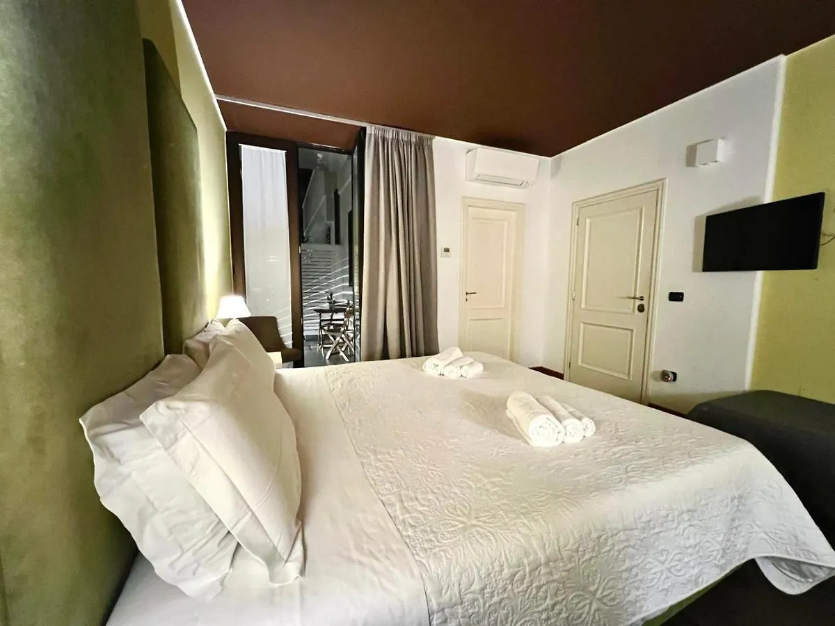 Dimora Dei Salentini Bed and Breakfast Λέτσε 0*,
